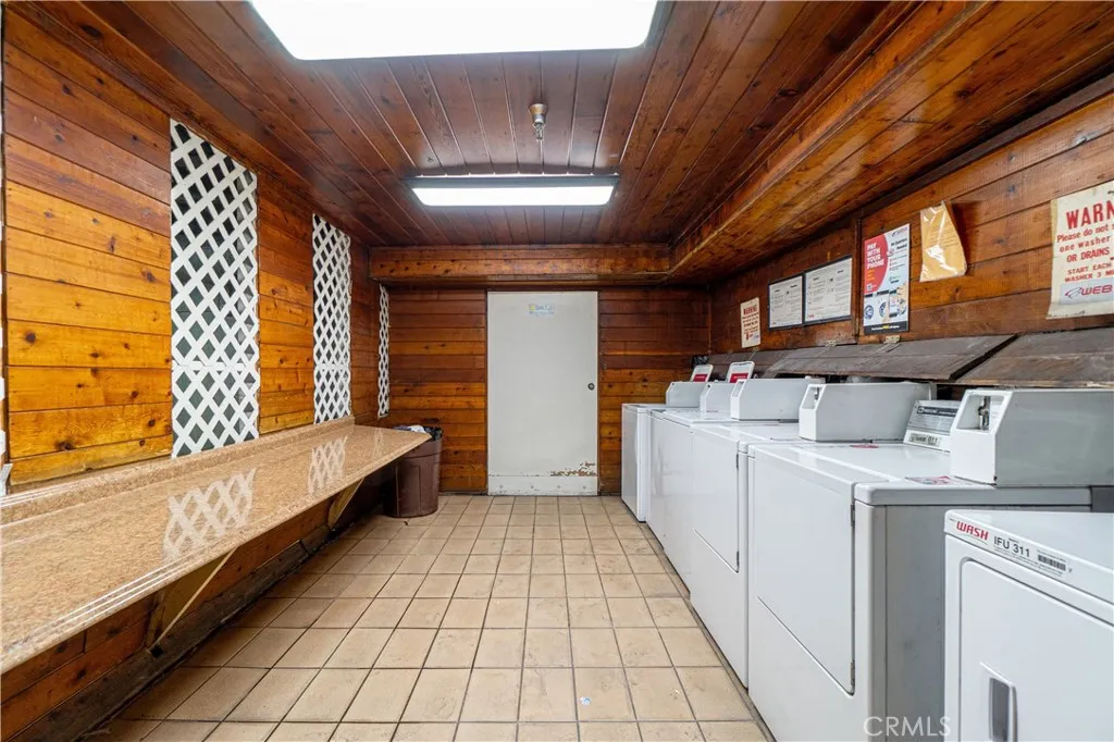 7000 S La Cienega, Inglewood, California 90302 home-pic-25