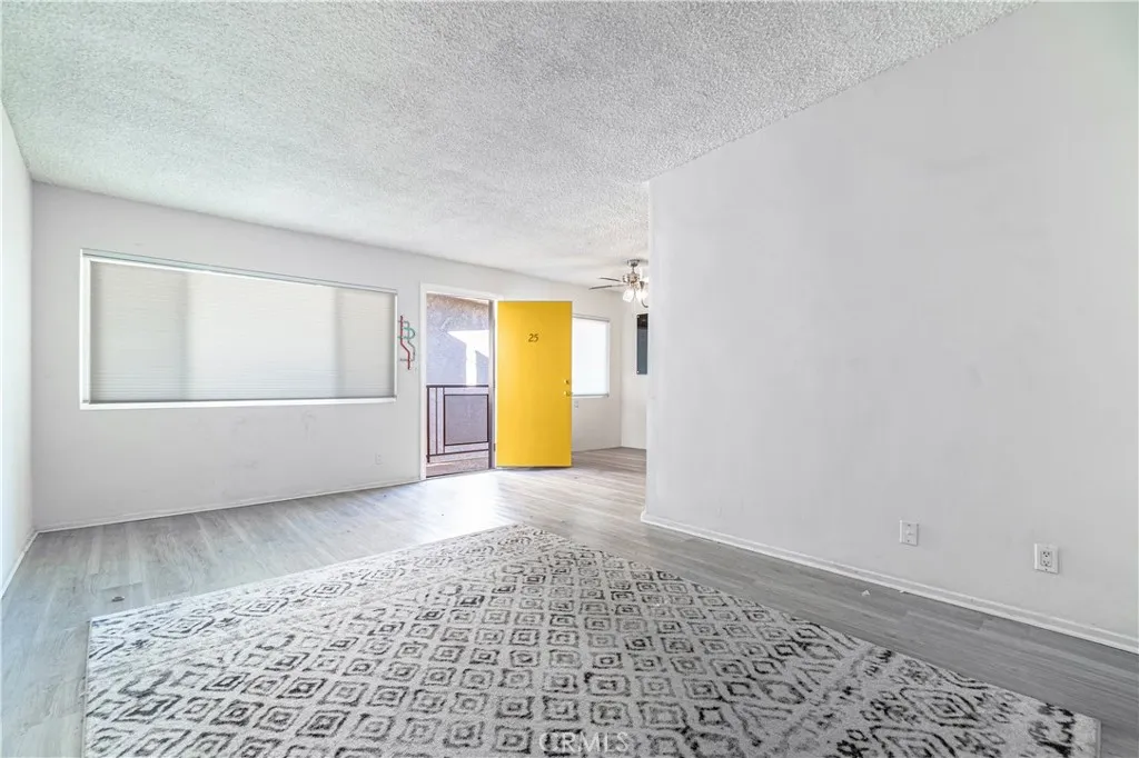 7000 S La Cienega, Inglewood, California 90302 home-pic-8