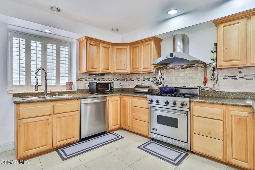 4120 Carrizal Road, Woodland Hills, California 91364 home-pic-20