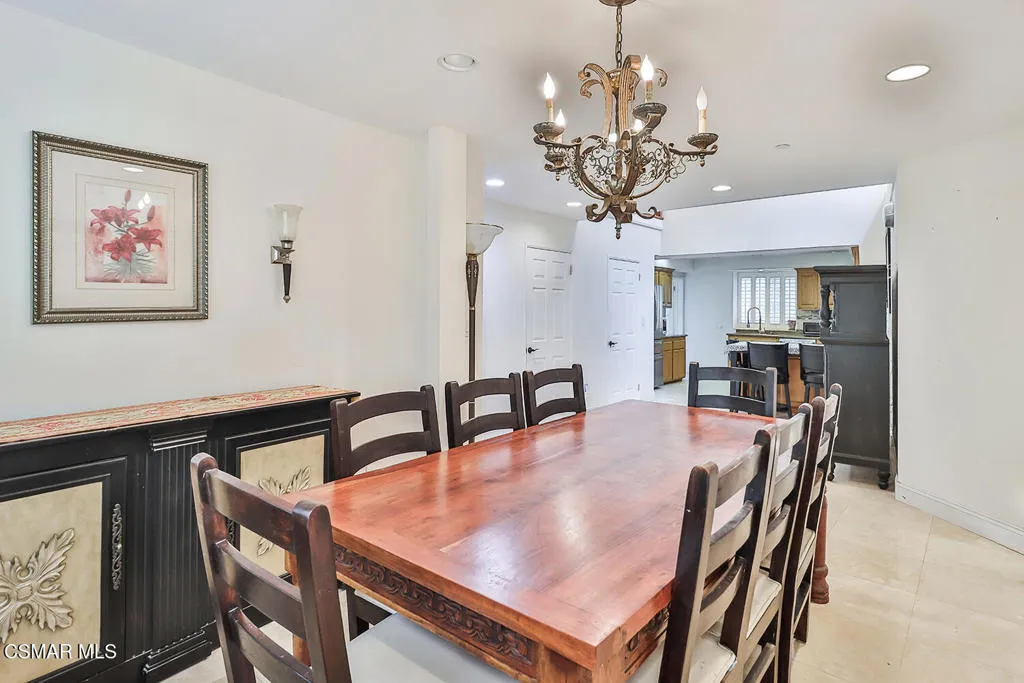 4120 Carrizal Road, Woodland Hills, California 91364 home-pic-13