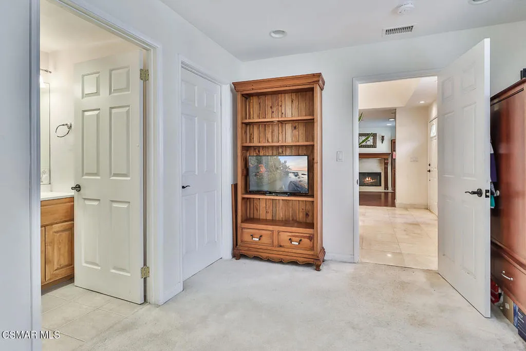 4120 Carrizal Road, Woodland Hills, California 91364 home-pic-9