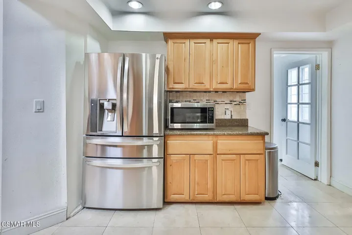cKitchen and Dining5