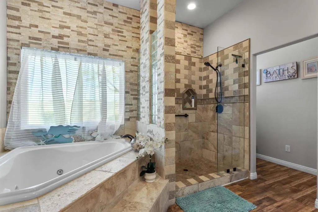 49650 Date Palm Drive, La Quinta, California 92253 home-pic-45