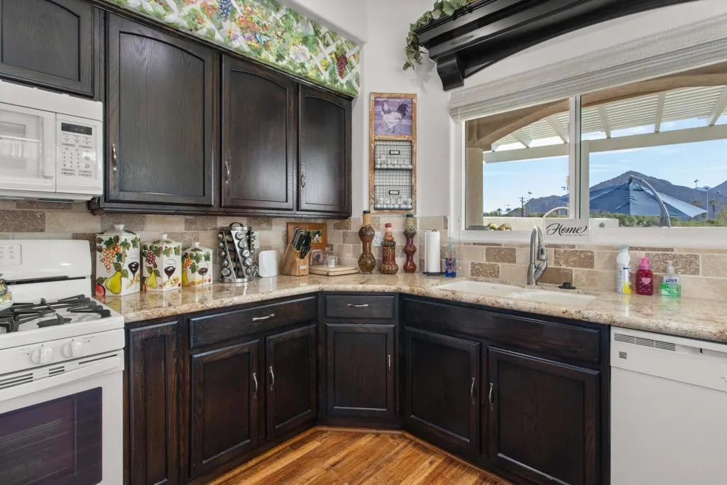 49650 Date Palm Drive, La Quinta, California 92253 home-pic-24
