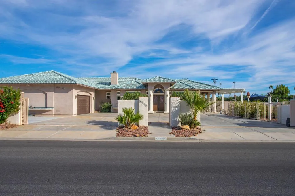 49650 Date Palm Drive, La Quinta, California 92253 home-pic-2