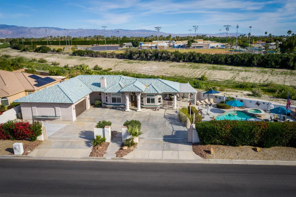49650 Date Palm Drive, La Quinta, California 92253 home-pic-64
