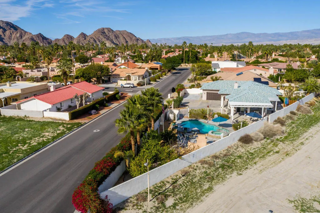 49650 Date Palm Drive, La Quinta, California 92253 home-pic-60