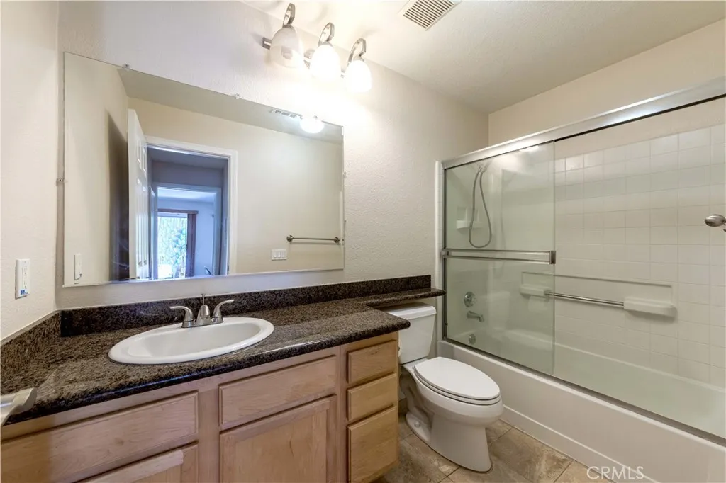 2400 Del Mar Way  home-pic-1
