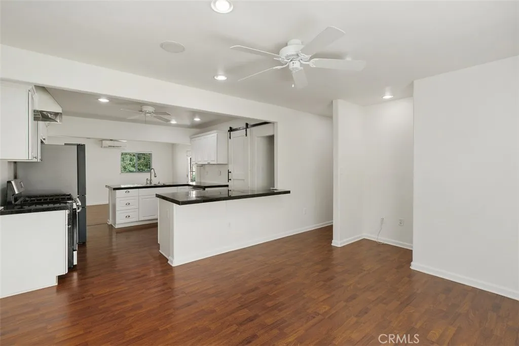 4117 Bel Air, Riverside, California 92503 home-pic-3