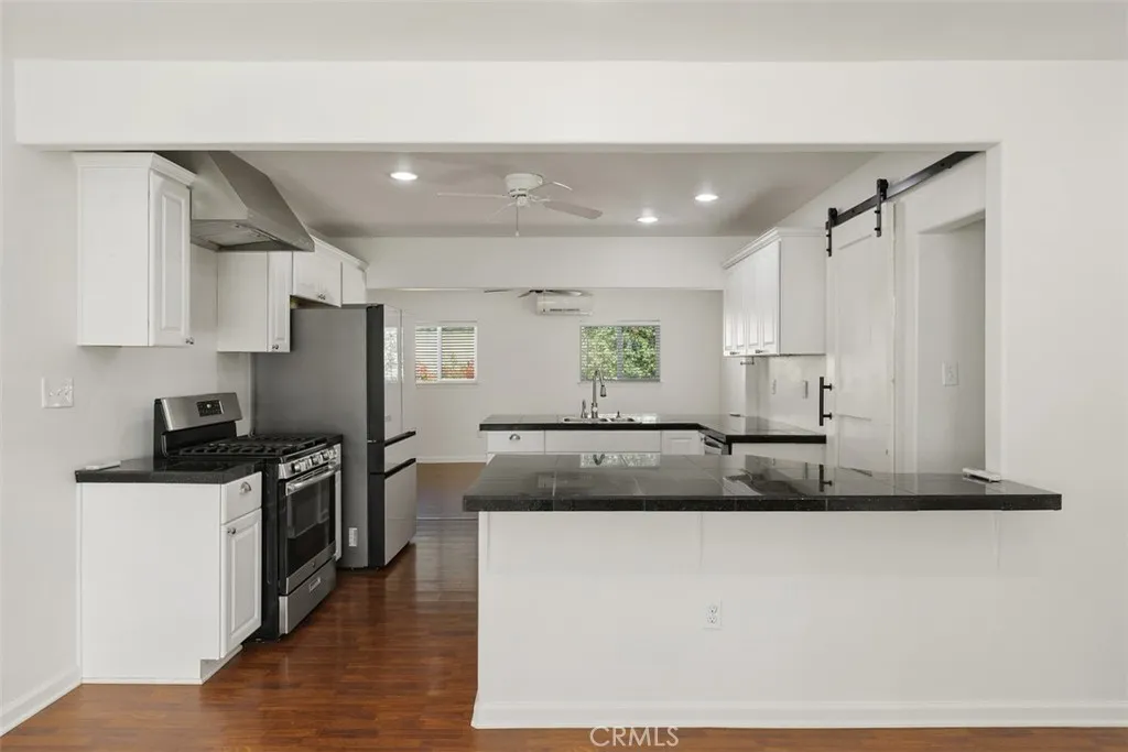 4117 Bel Air, Riverside, California 92503 home-pic-4
