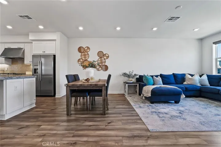 335 Adela, Lake Forest, California 92630