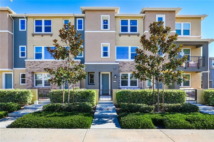 335 Adela, Lake Forest, California 92630