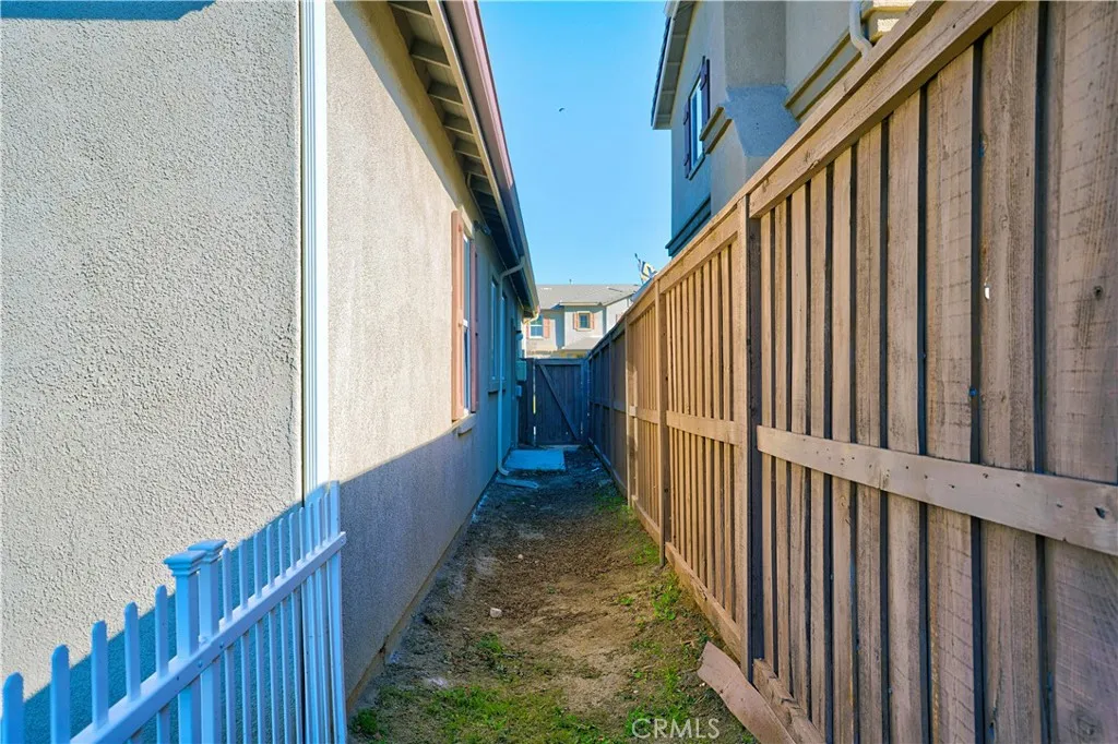 19845 Silverwood Drive, Lake Elsinore, California 92530 home-pic-39