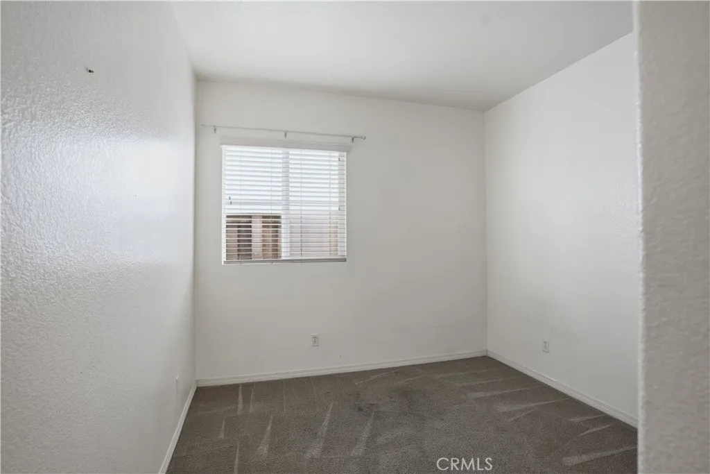 19845 Silverwood Drive, Lake Elsinore, California 92530 home-pic-23