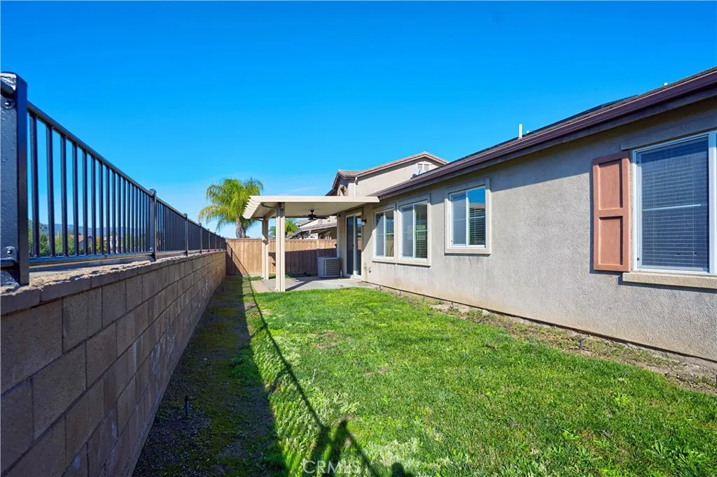 19845 Silverwood Drive, Lake Elsinore, California 92530 home-pic-38