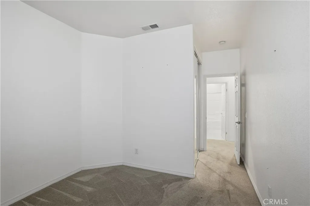 19845 Silverwood Drive, Lake Elsinore, California 92530 home-pic-24