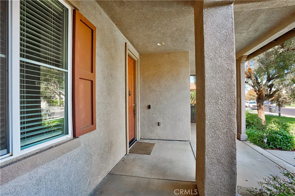 19845 Silverwood Drive, Lake Elsinore, California 92530 home-pic-6