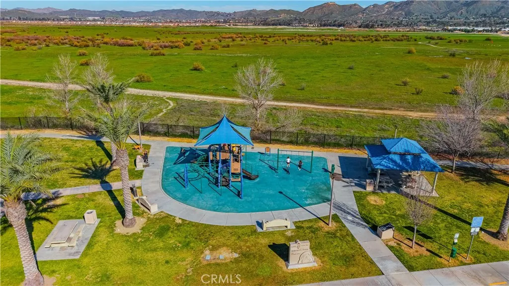 19845 Silverwood Drive, Lake Elsinore, California 92530 home-pic-46