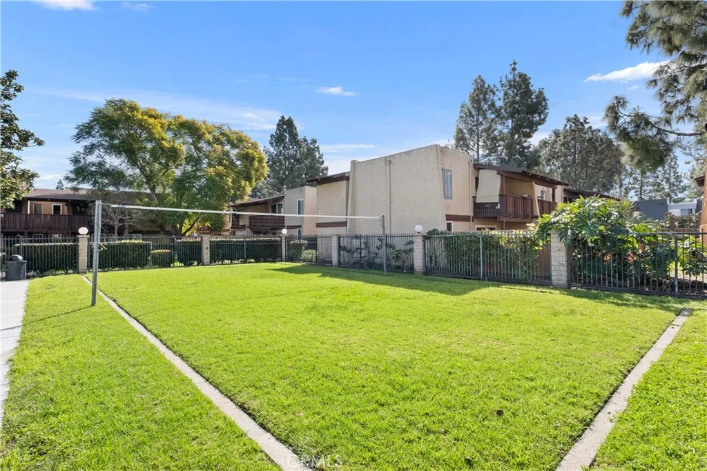 1000 W Macarthur Boulevard 18, Santa Ana, California 92707 home-pic-16