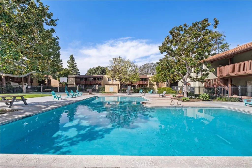 1000 W Macarthur Boulevard 18, Santa Ana, California 92707 home-pic-12
