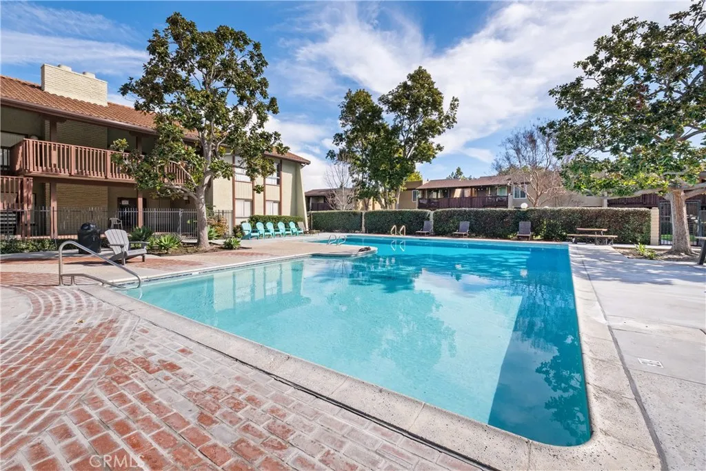 1000 W Macarthur Boulevard 18, Santa Ana, California 92707 home-pic-14
