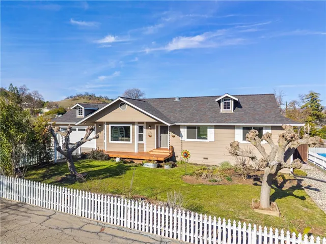 170 Deer Hill Lane, Lakeport, California 95453