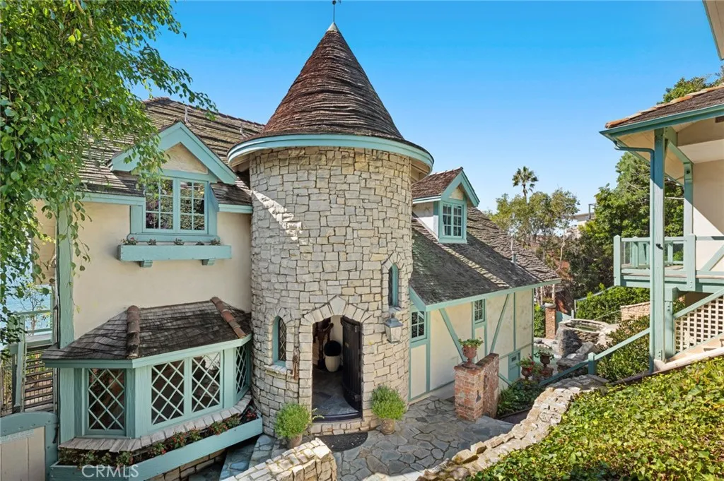 31971 Coast Highway, Laguna Beach, California 92651 home-pic-5