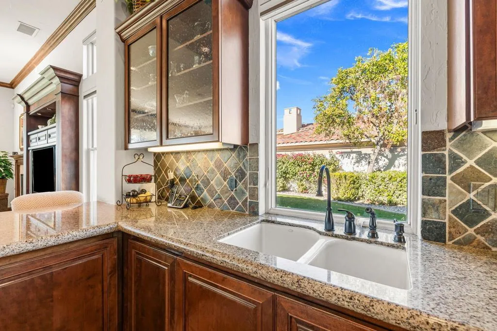 601 Indian Ridge Drive, Palm Desert, California 92211 home-pic-28