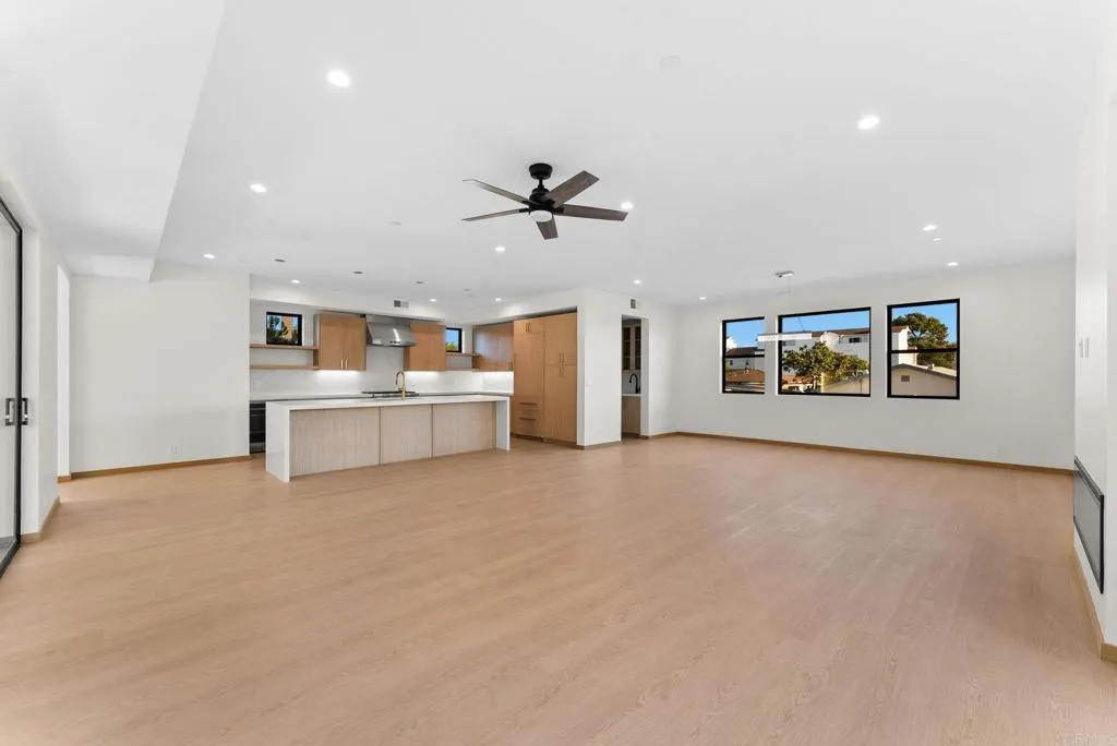 2672 Roosevelt Street, Carlsbad, California 92008 home-pic-7