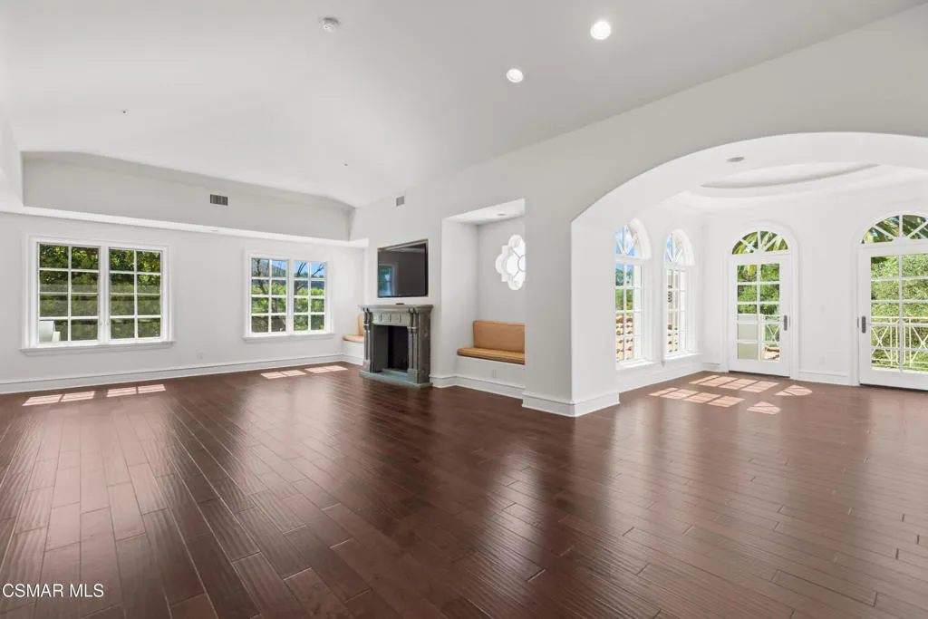 1101 Oak Mirage Place, Westlake Village, California 91362 home-pic-19