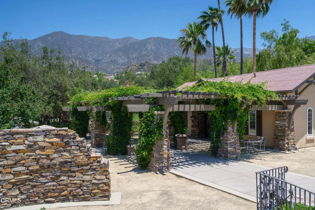605 Coate Court, Altadena, California 91001 home-pic-44