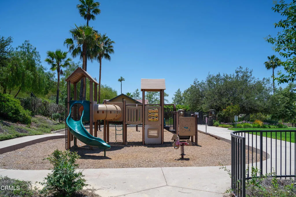 605 Coate Court, Altadena, California 91001 home-pic-46