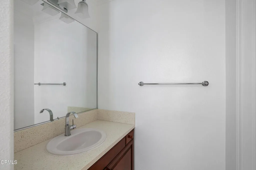 605 Coate Court, Altadena, California 91001 home-pic-25