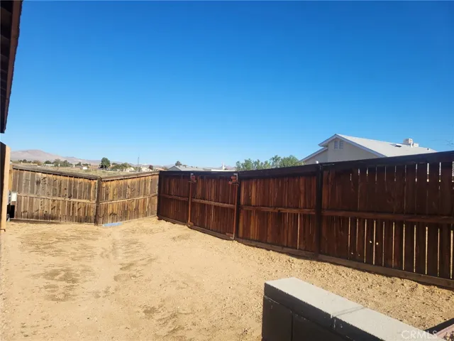 16751 Silica Drive, Victorville, California 92395
