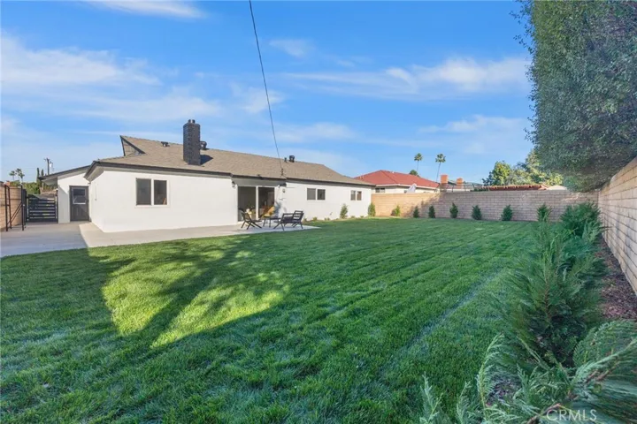 2206 E Athens, Orange, California 92867