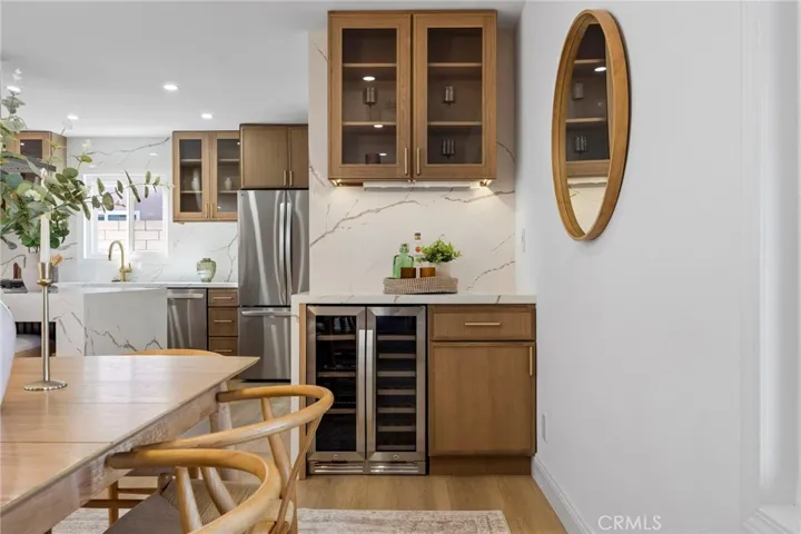 2206 E Athens, Orange, California 92867