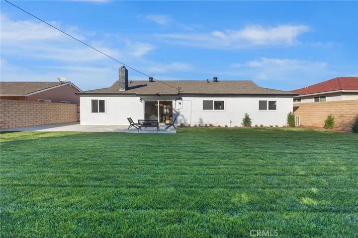 2206 E Athens, Orange, California 92867
