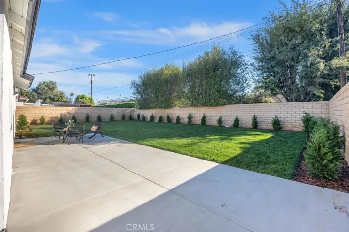 2206 E Athens, Orange, California 92867