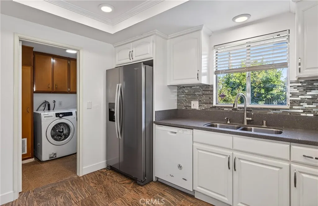 11363 Poplar Street, Loma Linda, California 92354 home-pic-11