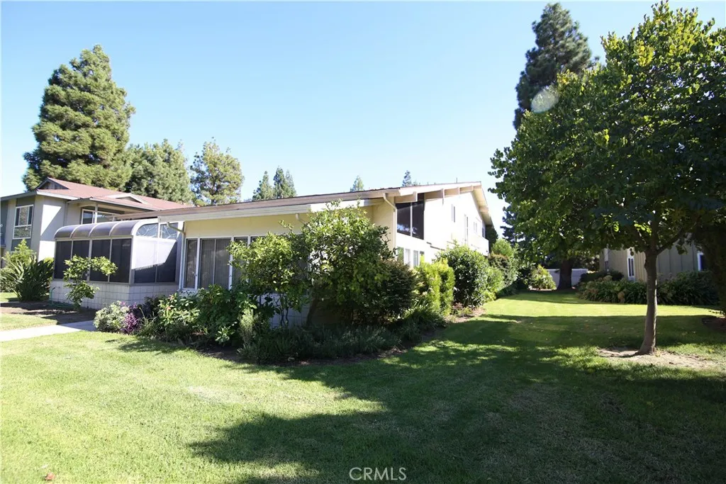 34 Calle Aragon A, Laguna Woods, California 92637 home-pic-19