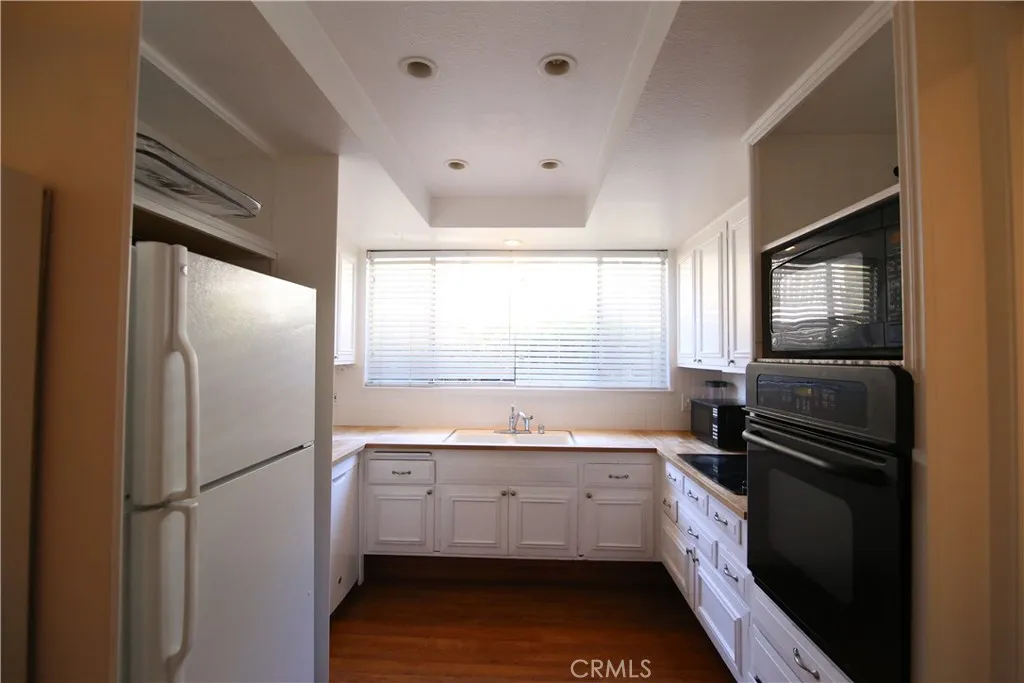34 Calle Aragon A, Laguna Woods, California 92637 home-pic-6