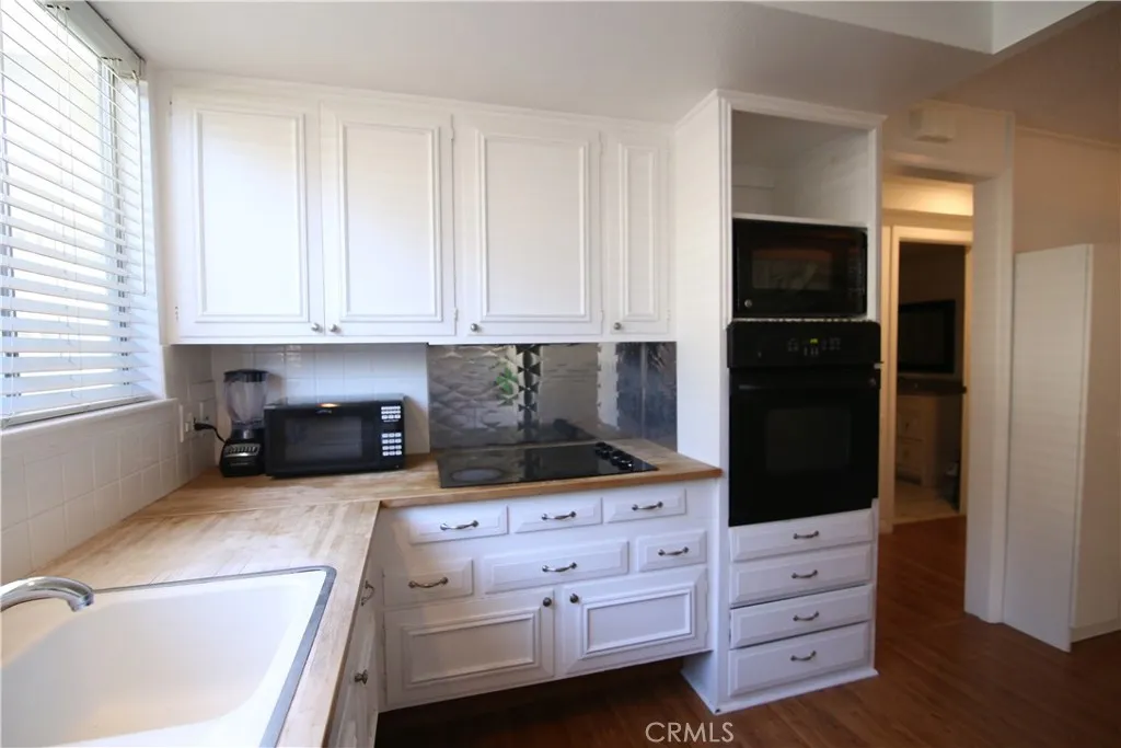 34 Calle Aragon A, Laguna Woods, California 92637 home-pic-7