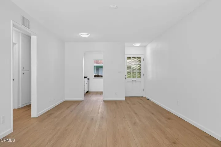 11-web-or-mls-UpmarketMedia-162WAlt-010