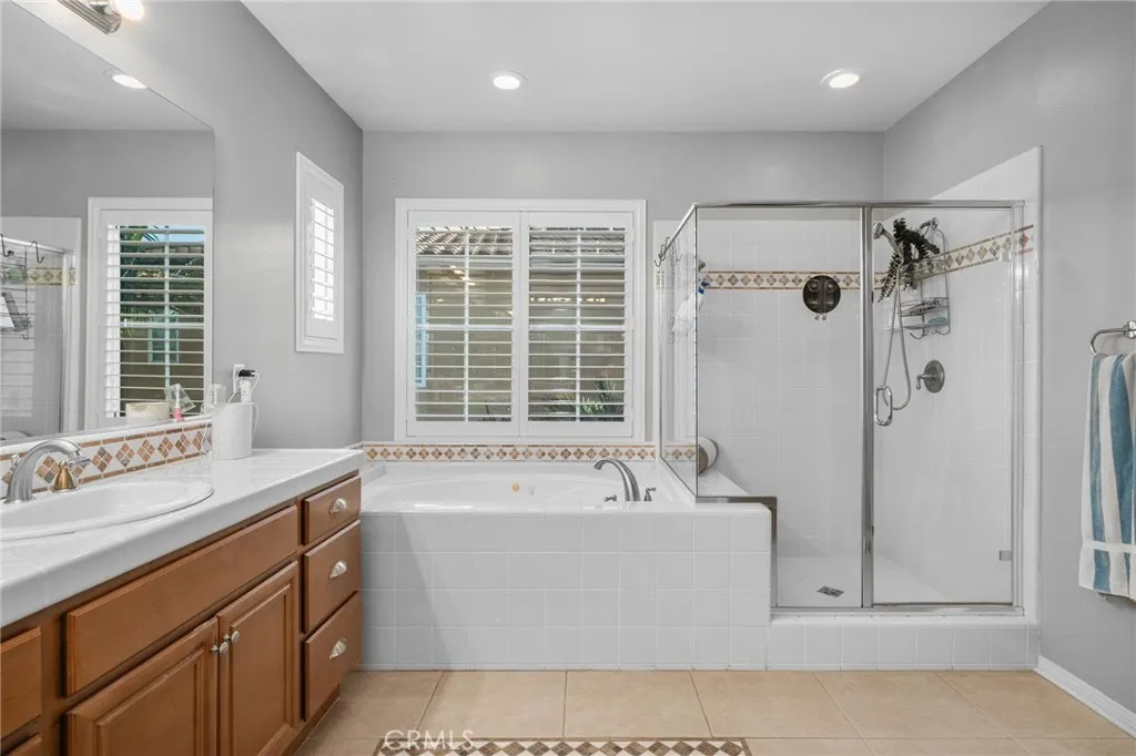 14175 Autumn Creek Court, Eastvale, California 92880 home-pic-37
