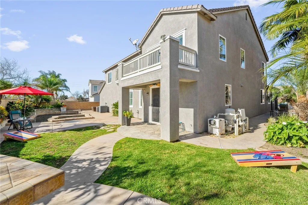 14175 Autumn Creek Court, Eastvale, California 92880 home-pic-50