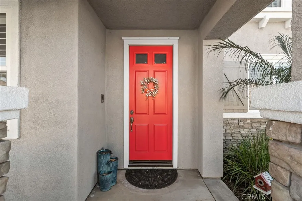 14175 Autumn Creek Court, Eastvale, California 92880 home-pic-4