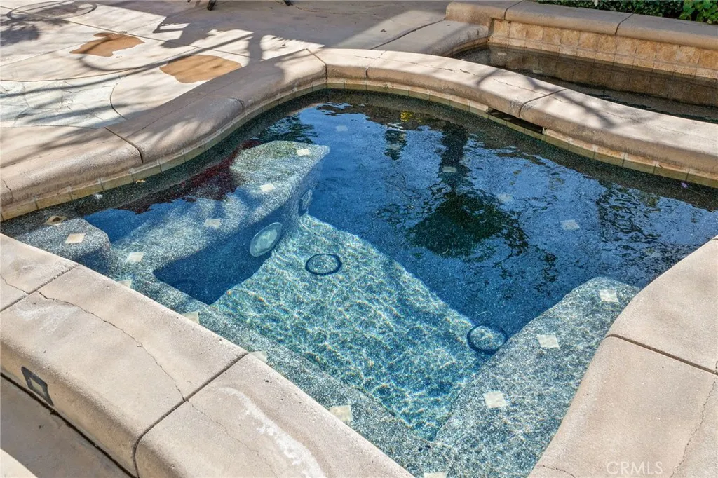 14175 Autumn Creek Court, Eastvale, California 92880 home-pic-52