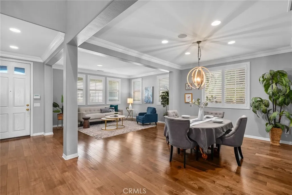14175 Autumn Creek Court, Eastvale, California 92880 home-pic-9
