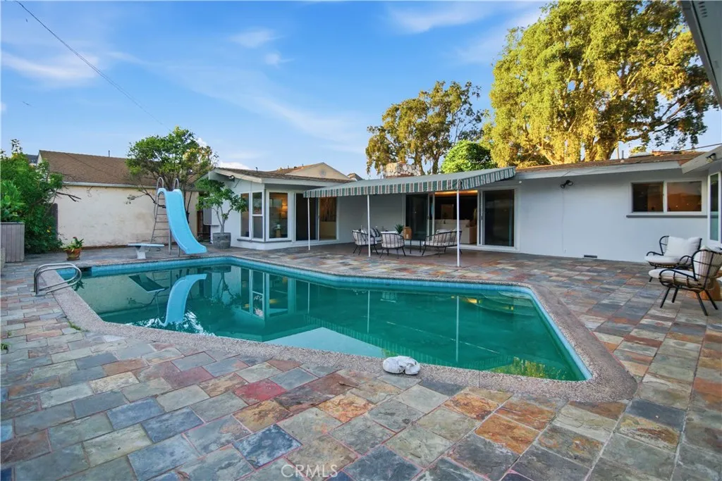 350 Pomona Avenue, Long Beach, California 90803 home-pic-24