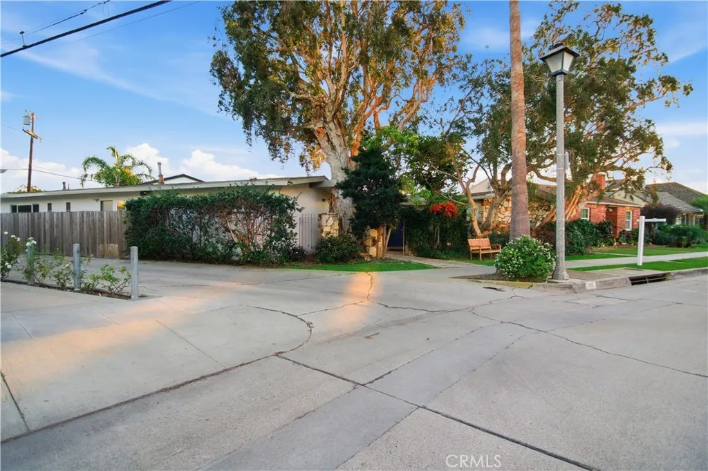 350 Pomona Avenue, Long Beach, California 90803 home-pic-30
